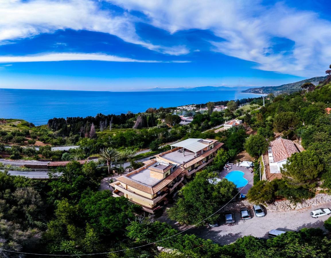 Hotel Cannamele Resort Parghelia Buitenkant foto