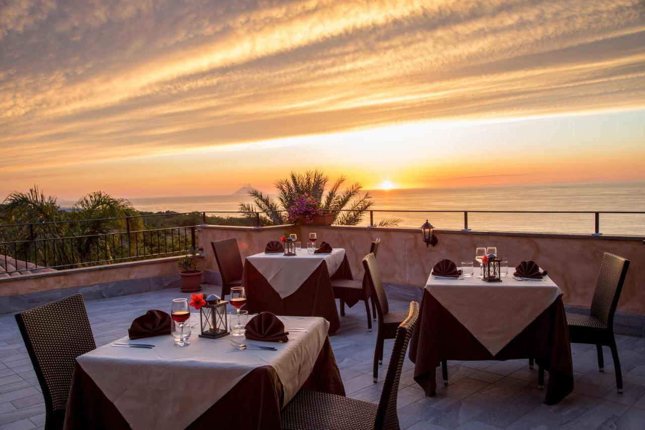 Hotel Cannamele Resort Parghelia Buitenkant foto
