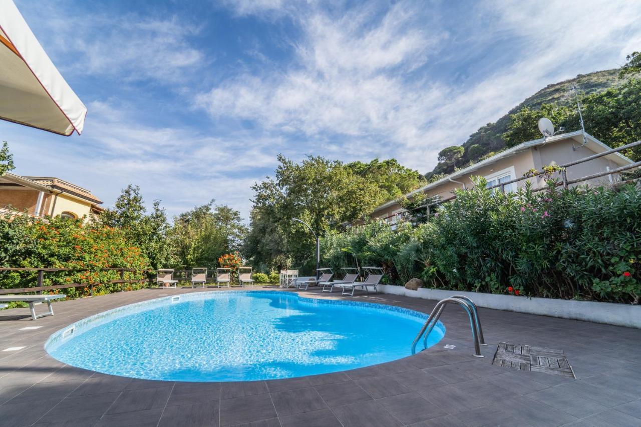 Hotel Cannamele Resort Parghelia Buitenkant foto